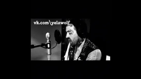 YelaWolf - New Track (Live video snippet)