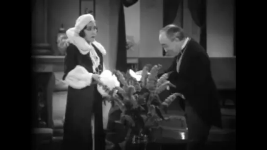 No one ever sang Tosca like that before - Tonight or Never (1931)