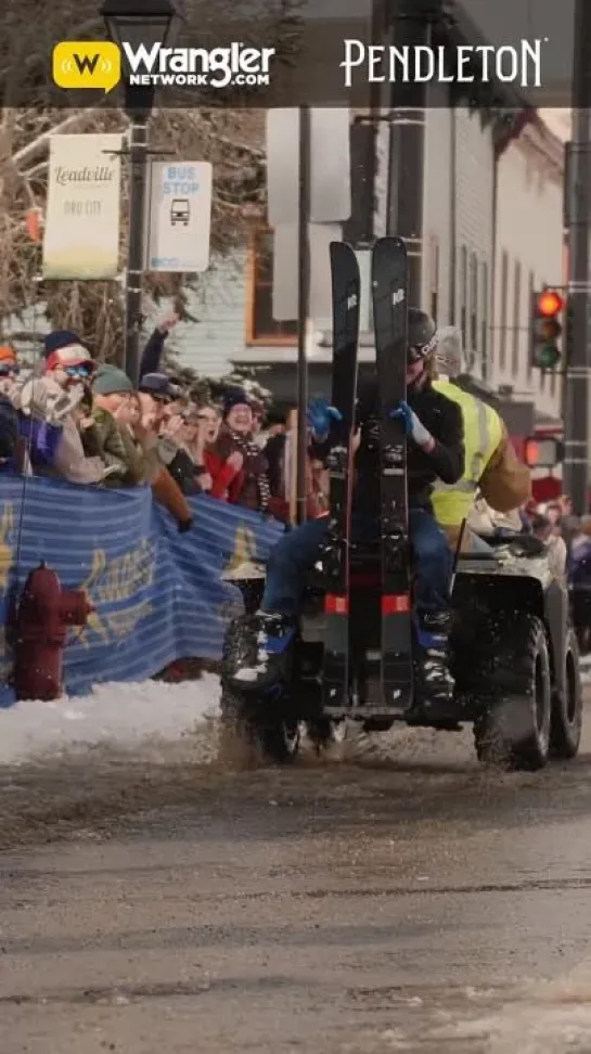 Horse.   Skis.   Downtown course.  Skijoring from Leadville, CO is unreal. Video from @wyatt_wentz.  #skijoring #ski #horse #western.mp4