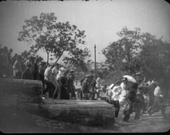 1925 - Sergei Eisenstein - Bronenosets Potyomkin - Aleksandr Antonov, Vladimir Barsky, Grigory Aleksandrov