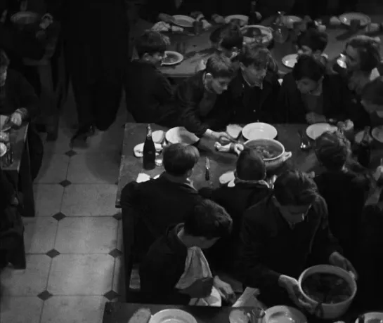 1933 - Jean Vigo - Zero de Conduite Jeunes Diables au College - Jean Dasté, Robert le Flon, Du Verron