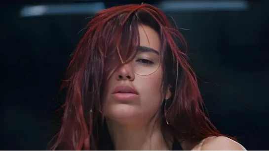 Dua Lipa  «Houdini»