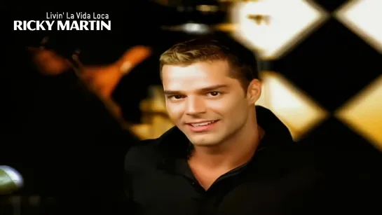 Ricky Martin  «Livin La Vida Loca»