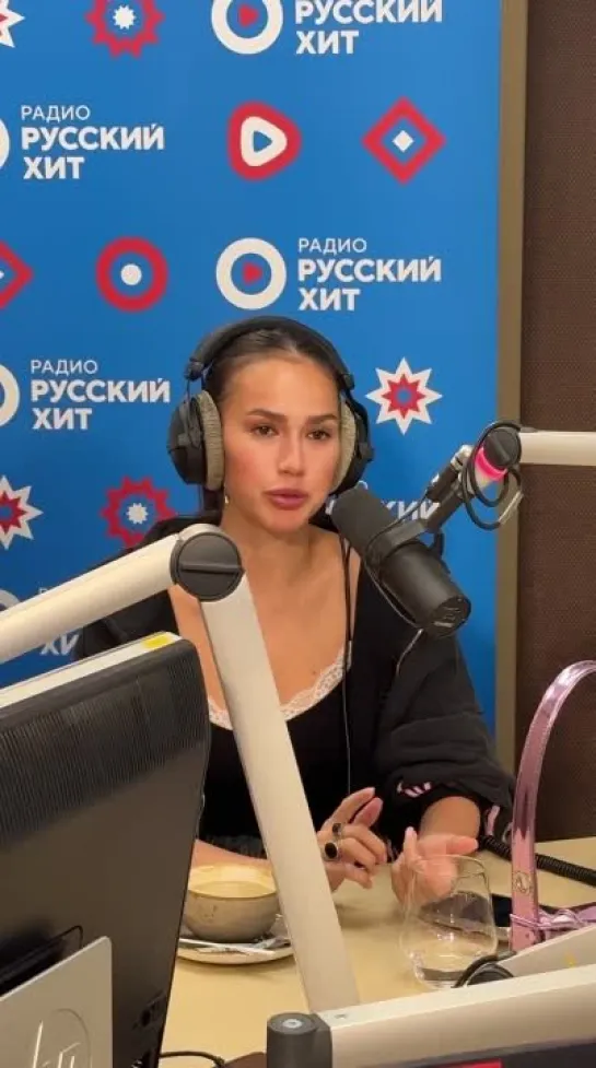 ✨🎧 Алина Загитова на радио "Русский хит"💙