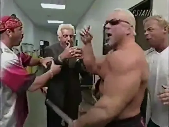 WCW Thunder: Scott Steiner, Ric Flair, Buff Bagwell, Lex Luger, Road Warrior Animal & "The Cat" - Backstage (24 Января 2001)