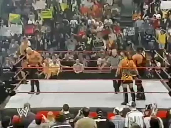 WWE RAW: Scott Steiner & Test (w/ Stacy Keibler) Vs. Kane & RVD (5 Мая 2003)