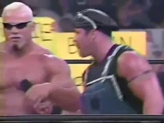 WCW Nitro: Scott Steiner (w/ Buff Bagwell) attacks JJ Dillon (26 Октября 1998)