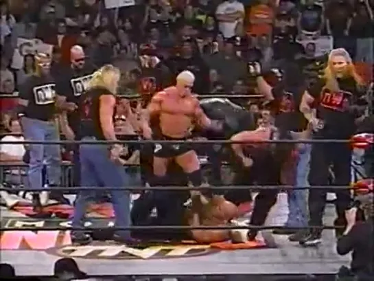 WCW Nitro: Scott Steiner & NWO Wolfpack Attacks Konnan (11 Января 1999)