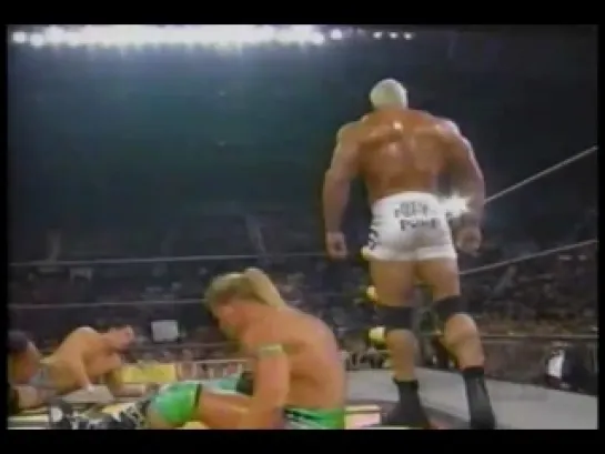 WCW Nitro: Scott Steiner (w/ Buff Bagwell) abuses 2 poor poor men (28 Сентября 1998)