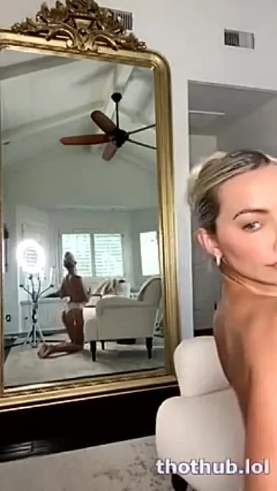 Bunker_OnlyFans Lindsey Pelas blonde playboy big tits strim dressing up