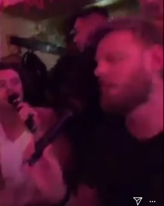 gays singing bohemian rhapsody [3]