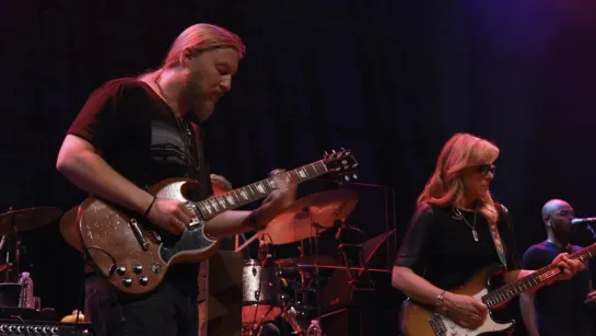 Tedeschi Trucks Band - Live From The Fox Oakland