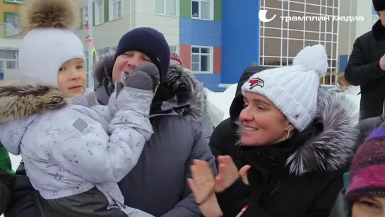 «Пимхоккей» и счастье! В омском центре «ЮНИТА» прошёл семейно-спортивный праздник