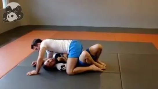 Reilly Bodycomb - Mount escapes to leglocks