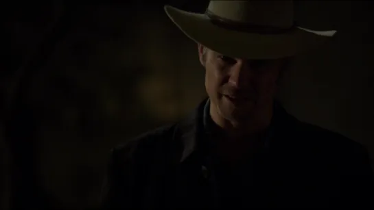 Justified. Raylan Givens vs Danny Crowe