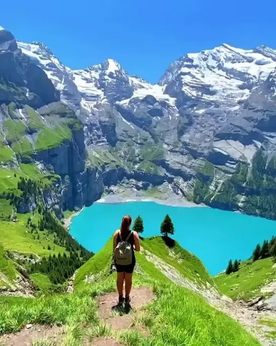 Что-то невероятное 😃 Красивое озеро Эшинензе в Швейцарии 😍🏔🌊🔥