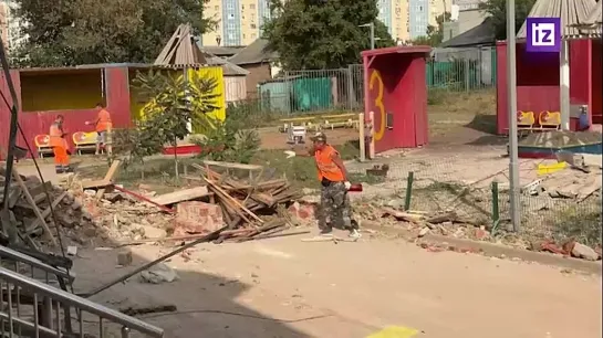 Женщина рассказывает об обстрелах детского сада