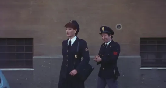 Полицейская в отделе нравов / La poliziotta della squadra del buon costume_1979 satrip