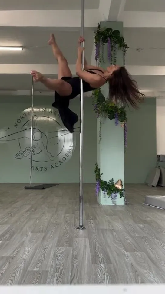 Video by World Pole Dance