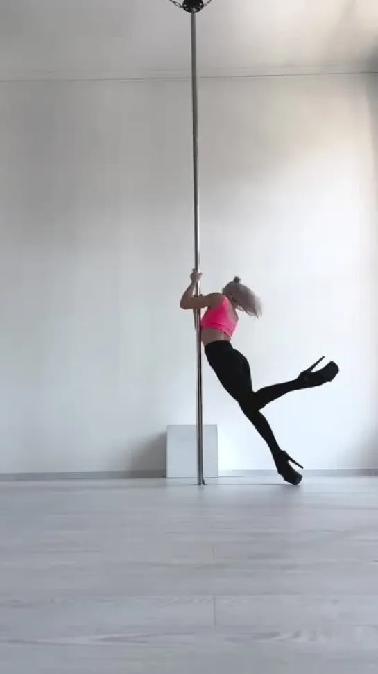 Video by World Pole Dance