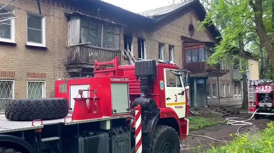 🚒 В Рязани на пожаре погибла 5-летняя малышка, родители спали 

В жилом доме на Чернышевского загорелась квартира, где проживала