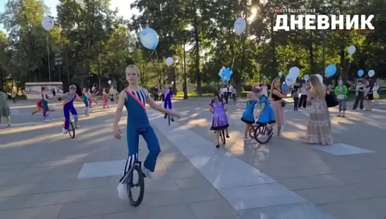 Санкт-Петербургский ТЮЗ имени Брянцева открыл 103-й театральный сезон