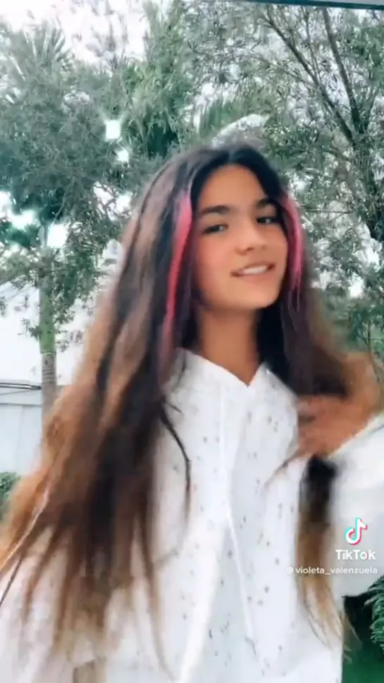 Виолета (TikTok)