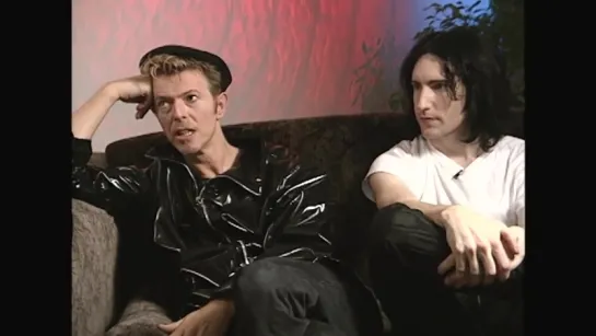 David Bowie & Trent Reznor of [NIИ]  Nine Inch Nails - Interview 1995 by Kurt Loder MTV News