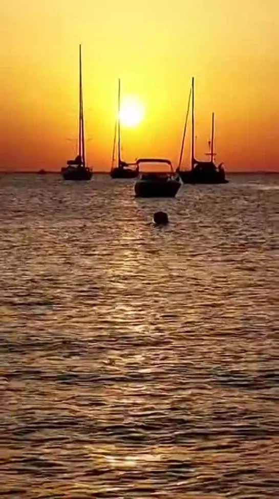 Ibiza Stunning Sunset | San Antonio | 10.07.2021 | Ibiza 😊💜🏝️🌅💯