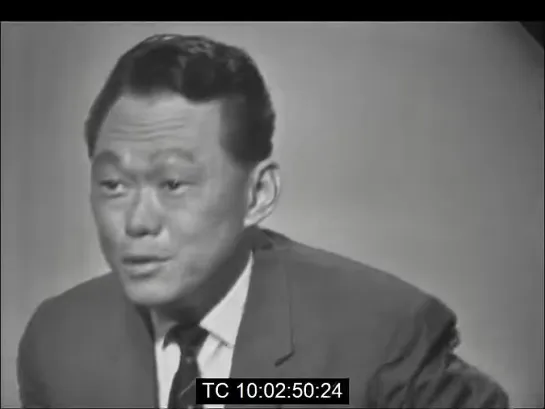 Lee Kuan Yew Interview  ｜ Reveals the American CIA Tried to Bribe a Singaporean Official ｜ Aug 1965