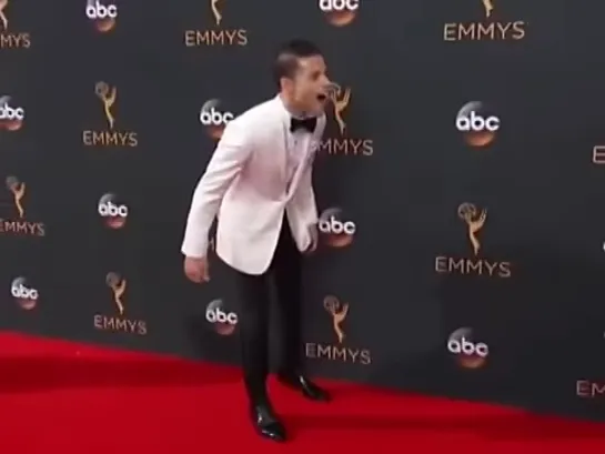 rami malek screaming