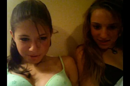 Two perfect amateur chicks flashing on Skype