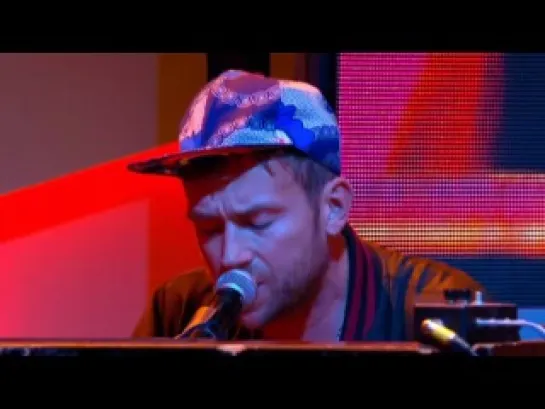 Bobby Womack - Dayglo Reflection (feat. Damon Albarn & Lana Del Rey) (Live at Le Grand Journal, Canal+, 28.09.2012)