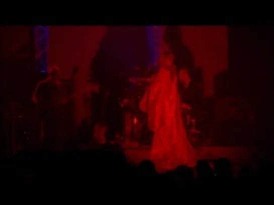 Moloko - Where Is The What If The What Is In Why (Live at Brixton Academy, London, 22.11.2003)