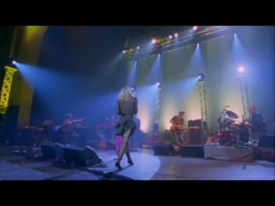 Moloko - Fun For Me (Live at Brixton Academy, London, 22.11.2003)