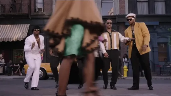 Mark Ronson - Uptown Funk (Official Video) ft. Bruno Mars