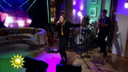 Amy Deasismont - This Is How We Party (Live Nyhetsmorgon 2016)