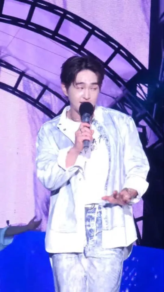 240824 Onew Waterbomb Suwon Stand By Me