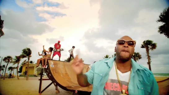 Flo Rida - Let It Roll [Official Video]