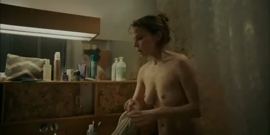 Suzanne Clement Nude - Dérapage s01e01 (2020) HD 1080p Watch Online / Сюзанн Клеман - Занос