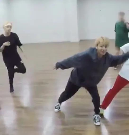 omg the way tae ran