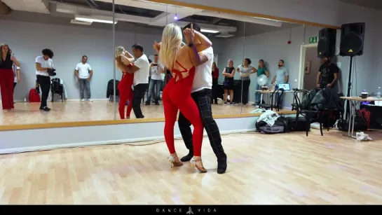 Bachata demo in Malmo Sweden _ Fabian and Livia Dance Vida _ Bachata sensual dance