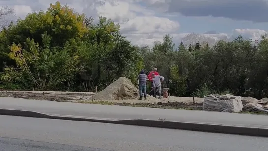 Главный парк Кургана начали обустраивать