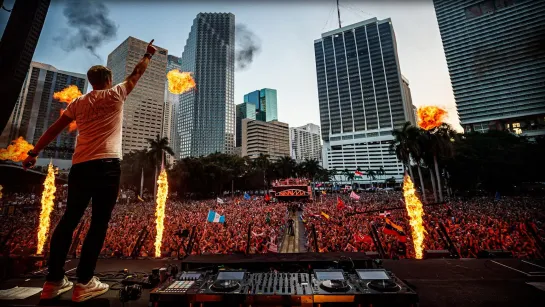 ARMIN VAN BUUREN LIVE @ ULTRA MUSIC FESTIVAL MIAMI 2023   UMF