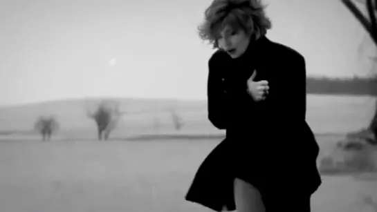 Mylène Farmer - Bleu Noir