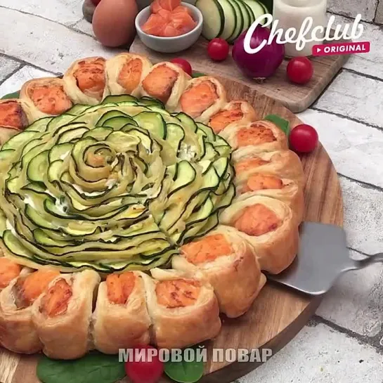 Закуска из кабачка и красной рыбы