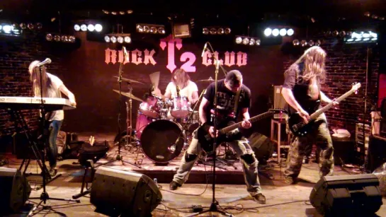 Extasy_Тень на стене_Т2 rock club_г. Сочи_26.07.2015 г.