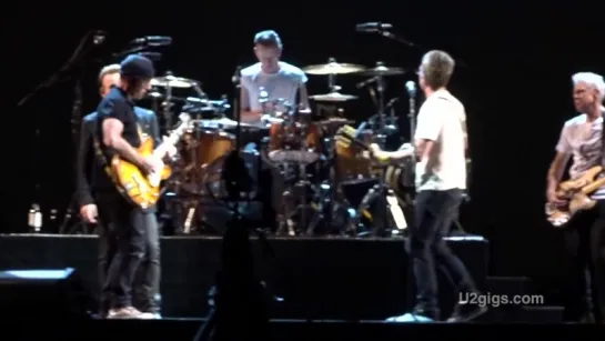 U2 & Noel Gallagher - Dont Look Back In Anger (London 2017-07-08)