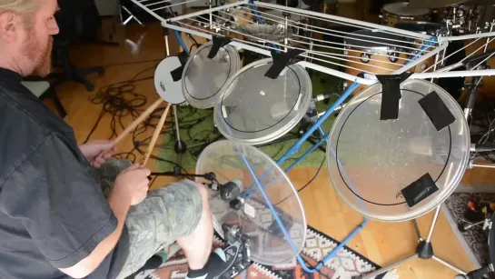 Cheapest drumset in the world - drying rack. Amazing Sound! Priceless? Wäscheständerschlagzeug.