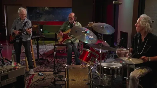 John Densmore, Robby Krieger & Ray Neapolitan perform “Peace Frog”